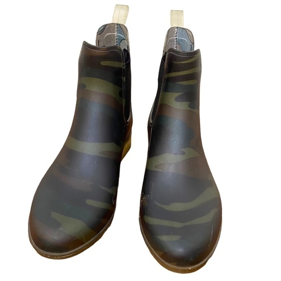 J. Crew Womens Camo Chelsea Rubber Boot- Ankle Rain Boots - Picture 4 of 8